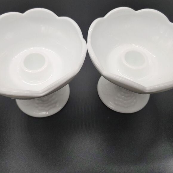 Indiana Glass vintage candle holders - Picture 5 of 10